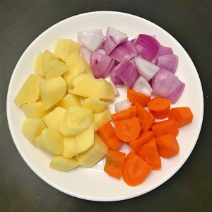 The practice measure of chicken of curry of the daily life of a family 3