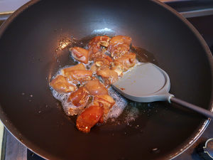 The practice measure that young soya bean fries chicken 2