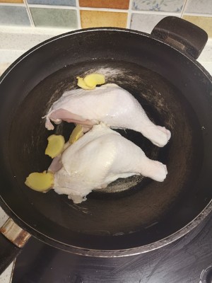 Hemp hot the practice measure of chicken of delicate cany any of several hot spice plants 1