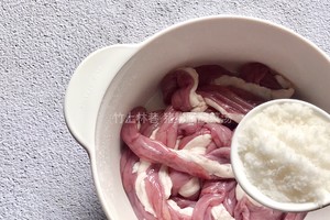豚のピンクの腸2の漬け白菜のスープの練習対策