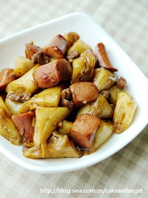 The ソースを混ぜて豚の腸のピンク1を炒める練習の方法1 </li> <li class = 