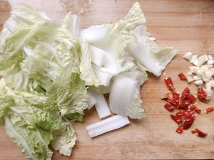 The practice measure of hot Chinese cabbage of acid of ｜ of dish of go with rice 1