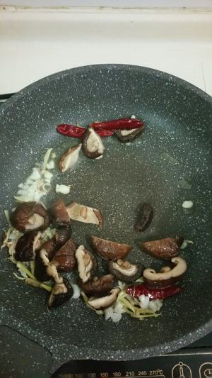 The practice measure of muscle of Xianggu mushroom pig 4