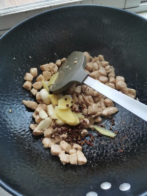 The practice measure of pickled Chinese cabbage of rice of chicken of dish of go with rice 8