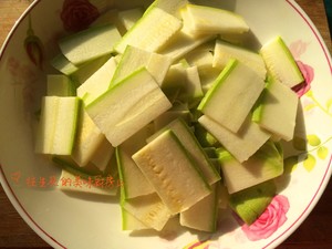 The practice measure that Qing Dynasty of dried small shrimps fries pumpkin 2