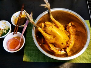 Dajidali, grill a whole chicken tonight -- introductory class looks! practice measure 1