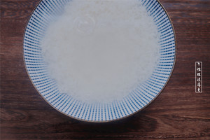 The practice measure of chicken of lotus leaf polished glutinous rice 3