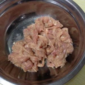 豚肉の細切り肉2