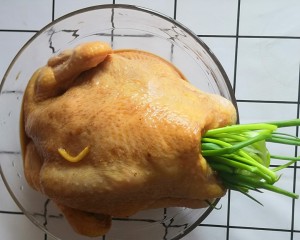 鶏肉全体の練習法 キッチンXiaobaiも作ることができる電気炊飯器のシチュー1 