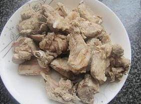 The practice measure of chop of Chinese chestnut stew 2