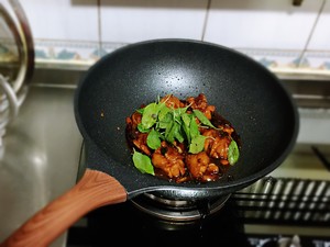 The practice measure of the practice of the daily life of a family of 3 cups of chicken 12