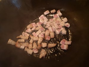エンドウ豆の肉を揚げる実習3