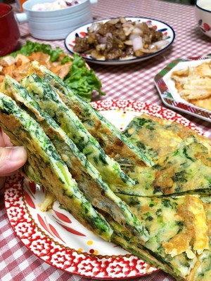 ほうれん草のエッグケーキは、家族の日常生活のクイックワーカーの料理の朝食の超かつシンプルな最初の選択ですか？ 練習対策16 