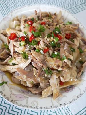 Chicken of hemp of any of several hot spice plants + measure of practice of chicken broth assorted 6