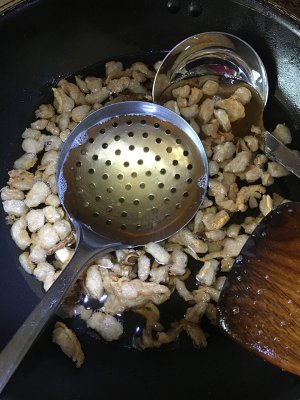 The practice measure of the leaf fat that boil a pig 5
