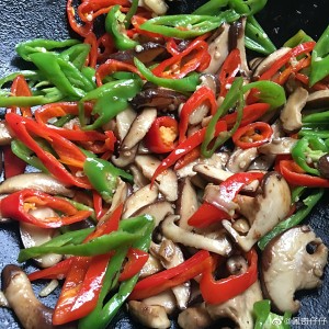 The practice measure that Xianggu mushroom fries chili 8