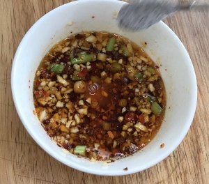 The practice measure that exceeds hand of simple saliva chicken to rip chicken 9