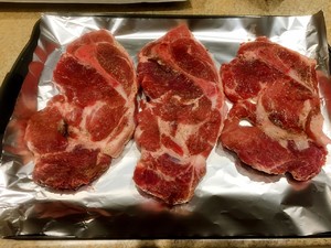 焼く豚の肩の肉の練習尺度8