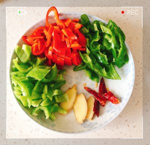 The practice measure of yellow stew chicken 2