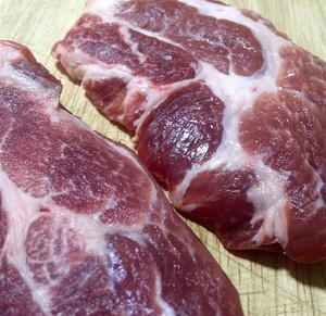 The practice measure of flesh of plum of the pig that bake 1