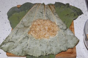 The practice measure of chicken of polished glutinous rice of lotus leaf Chinese chestnut 13