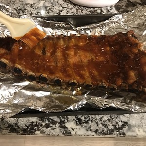 バーベキュー豚カルビのバーベキューリブの練習尺度9