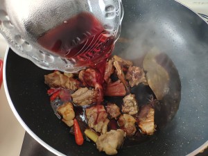 The wine that flies old father secretly will do [red wine duck] practice measure 7