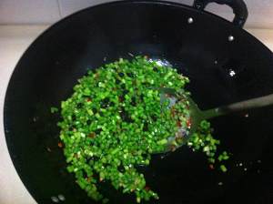 The practice measure of bead of liver mosses of fleshy broken garlic 3