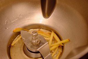 The practice measure of chicken of stew of Magimix · sanded ginger 3
