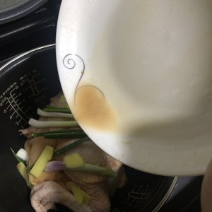 Saline    hand rips chicken (edition of electric rice cooker) practice measure 6