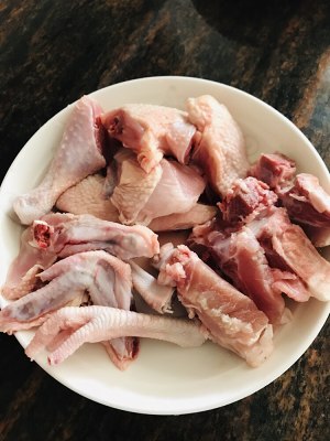 The practice measure of chicken of beautiful Bao of Chinese chestnut Chinese caterpillar fungus 2
