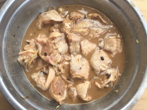 The practice measure of the wing in chicken of fabaceous Chi evaporate 4