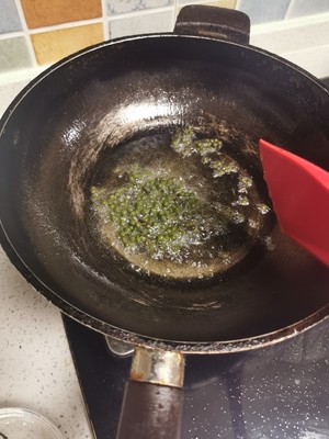 Hemp hot the practice measure of chicken of delicate cany any of several hot spice plants 4