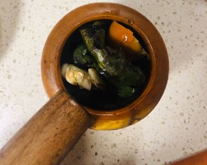 問題の食事。 ピーマンの皮の卵の練習法4 