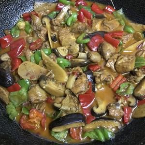 The practice measure of chicken of domestic edition yellow stew 15