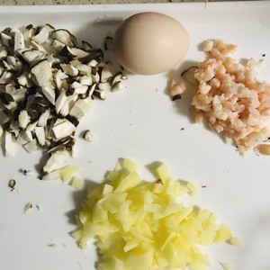 Darling complementary the practice measure that feeds bowel of shrimp of Xianggu mushroom pig 1