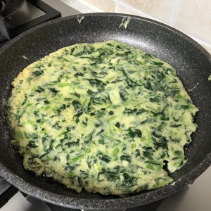 ほうれん草の卵ケーキは、家族の日常生活のクイックワーカーの料理の朝食の超かつシンプルな最初の選択ですか？ 練習対策12 