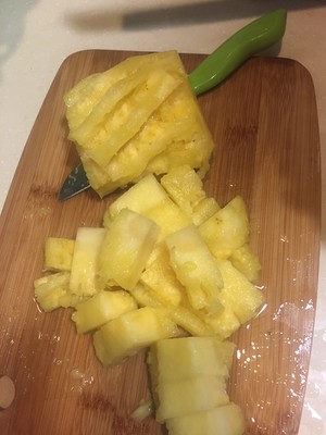 The practice measure that pineapple fries chicken 2