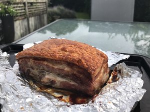 割れたカルボナード（焼いた豚の腹部の肉）Crispy Pork Belly 15の練習対策 
