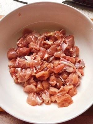 The practice measure of oily stew chicken 2