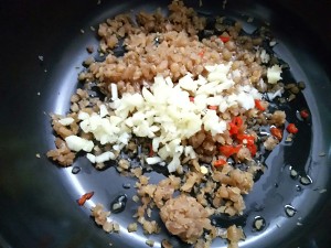Pig     Ji  (fabaceous cake  Ji  ) practice measure 5