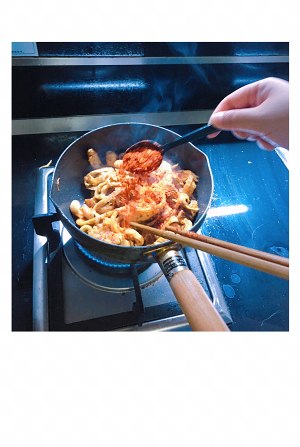 水に浸すと熱い手はグルテン（唾液イングを分泌します）を練習します16