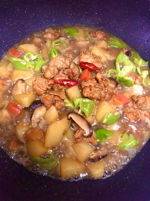 Quan Yuzhou is the simplest most the rice of yellow stew chicken of go with rice is delicious the practice measure that arrives to have 3 bowls of rice repeatedly 10