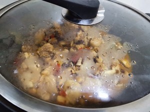 The practice measure of Xianggu mushroom chicken 7