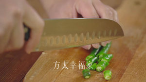 The practice measure that the daily life of a family contains rice of chicken of edition yellow stew 5