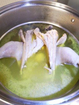 Chicken of hemp of any of several hot spice plants + measure of practice of chicken broth assorted 2