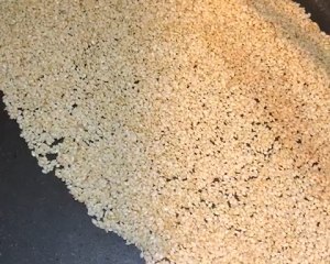 「いくつかのホットスパイスプラント12のいずれかの平和タイプのヘンプの鶏肉の実践尺度」