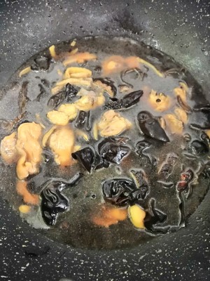 The practice measure of chicken of stew of agaric Xianggu mushroom 4