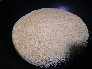 The practice measure of chicken of earthen bowl earthen bowl 2