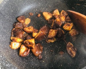 Yellow stew chicken (traditional edition) practice measure 4
